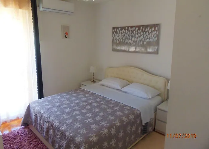 Lara & Ante Appartement *