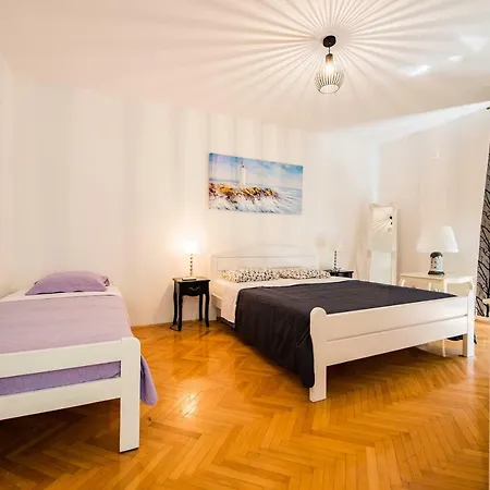 Lara & Ante Apartment Split